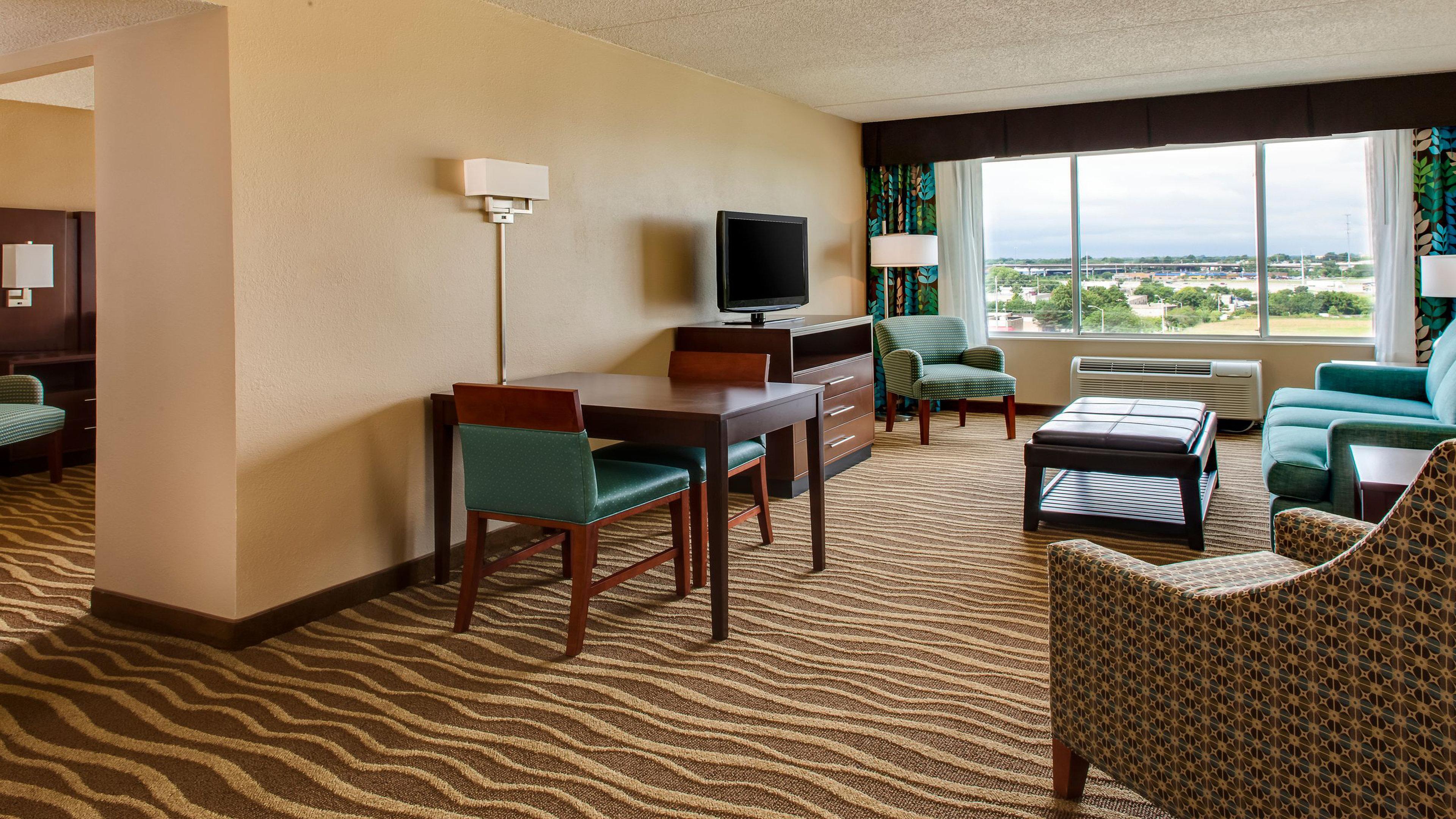 Holiday Inn Hotel&Suites Overland Park-West, an IHG Hotel Buitenkant foto
