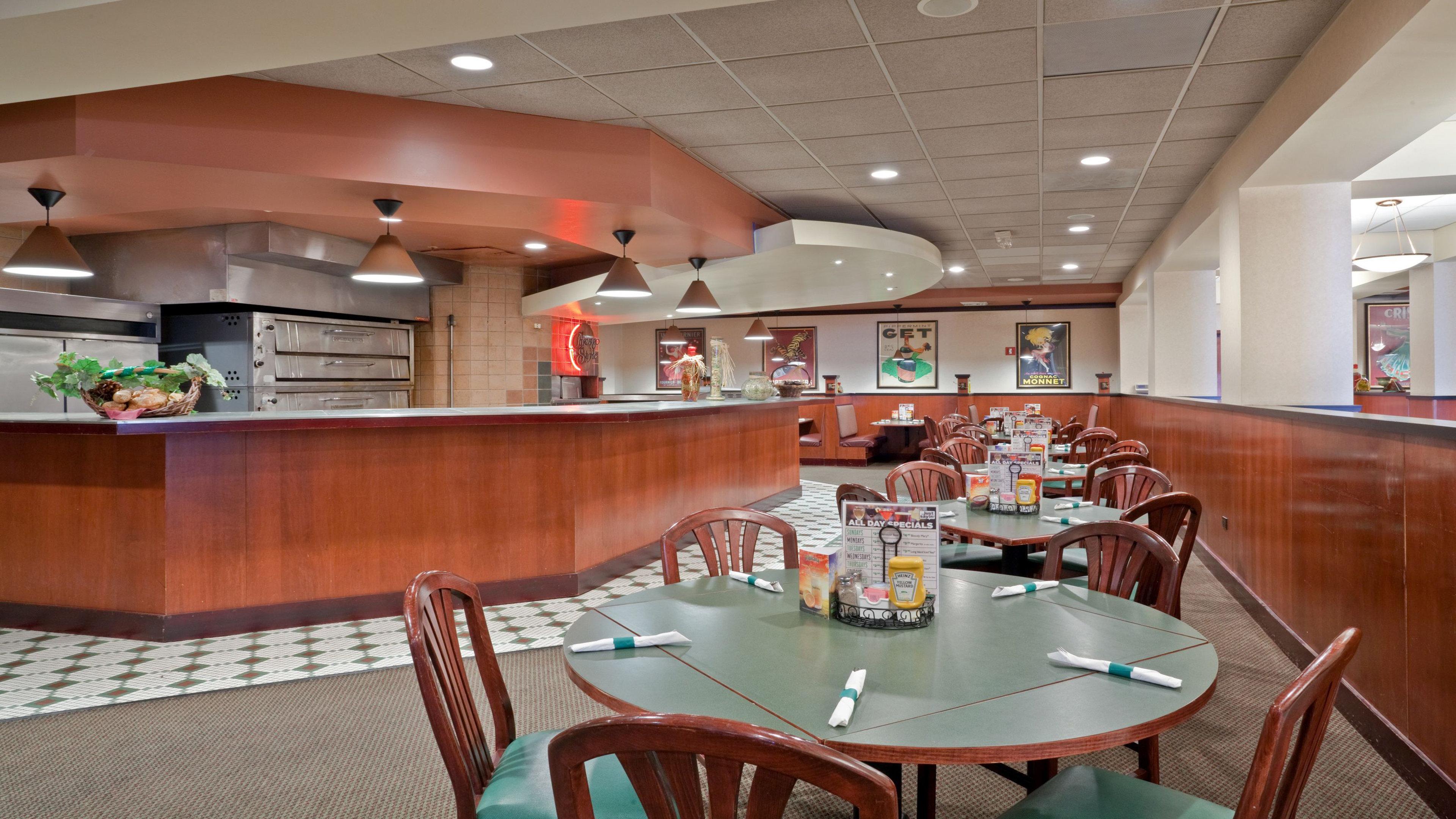 Holiday Inn Hotel&Suites Overland Park-West, an IHG Hotel Buitenkant foto
