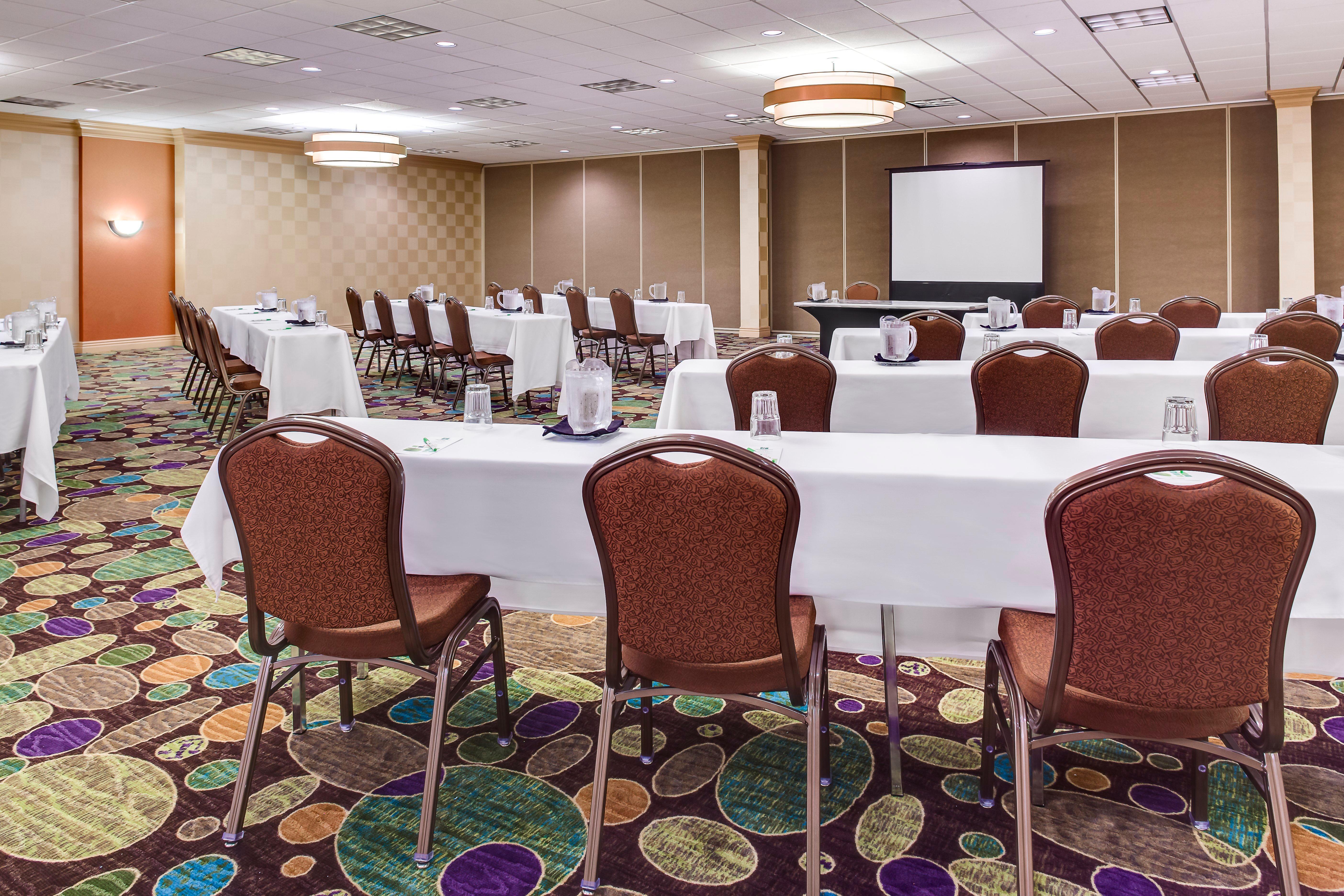 Holiday Inn Hotel&Suites Overland Park-West, an IHG Hotel Buitenkant foto