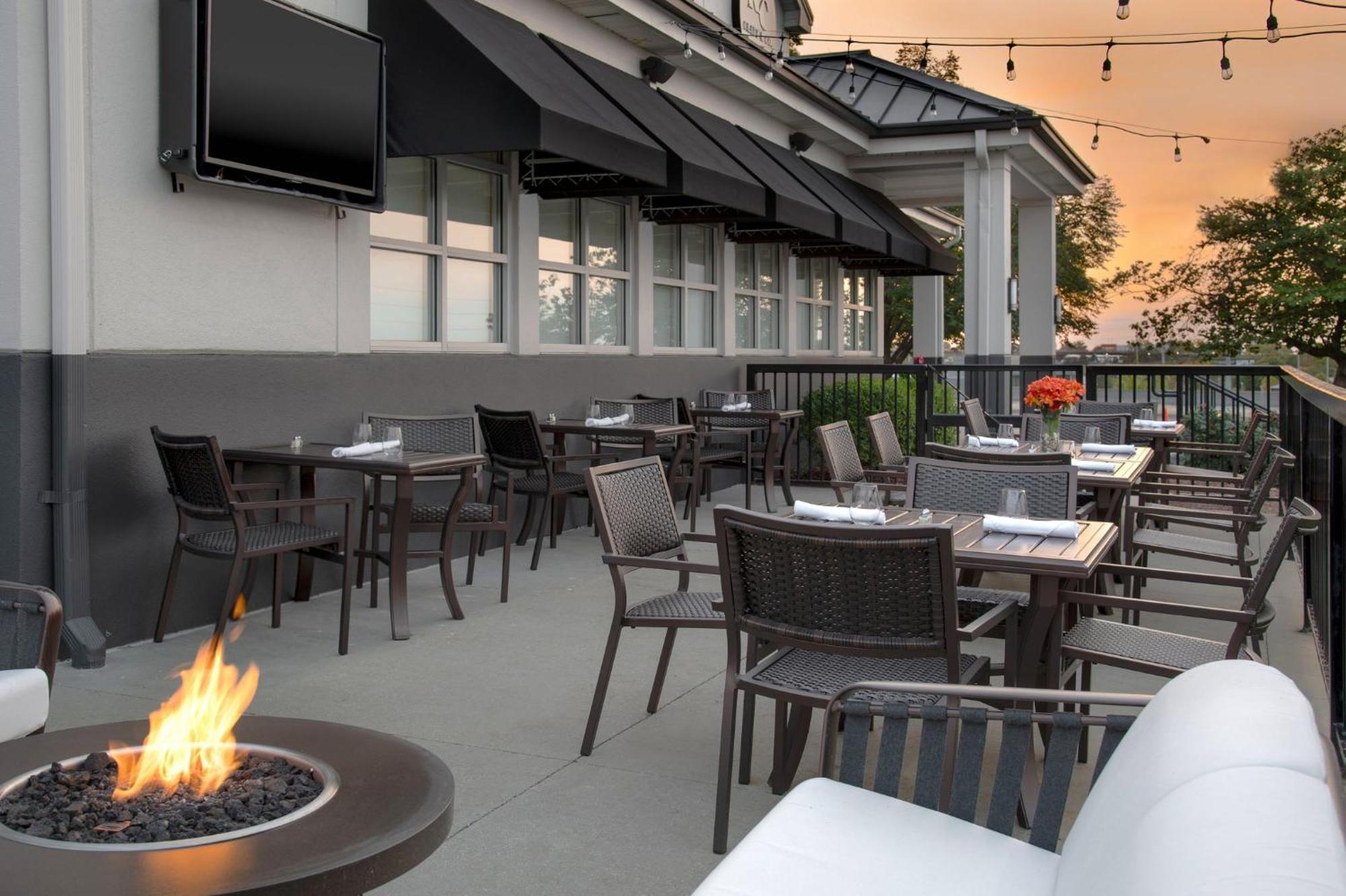 Holiday Inn Hotel&Suites Overland Park-West, an IHG Hotel Buitenkant foto