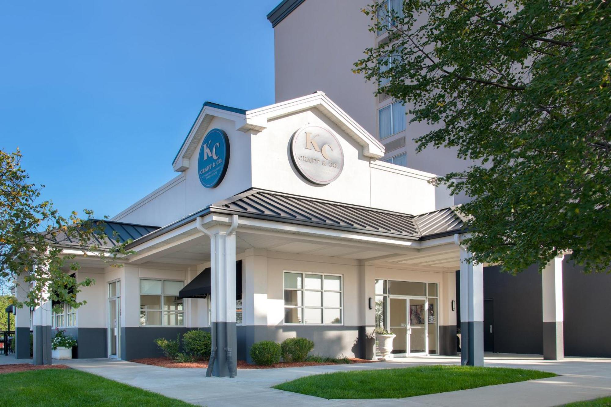 Holiday Inn Hotel&Suites Overland Park-West, an IHG Hotel Buitenkant foto