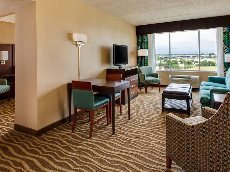 Holiday Inn Hotel&Suites Overland Park-West, an IHG Hotel Buitenkant foto